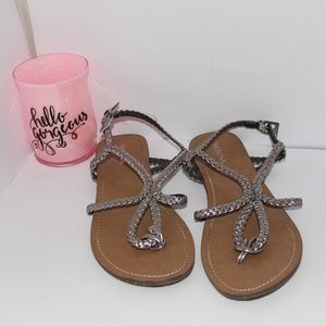 Cute Summer Merona sandals in size 8.5